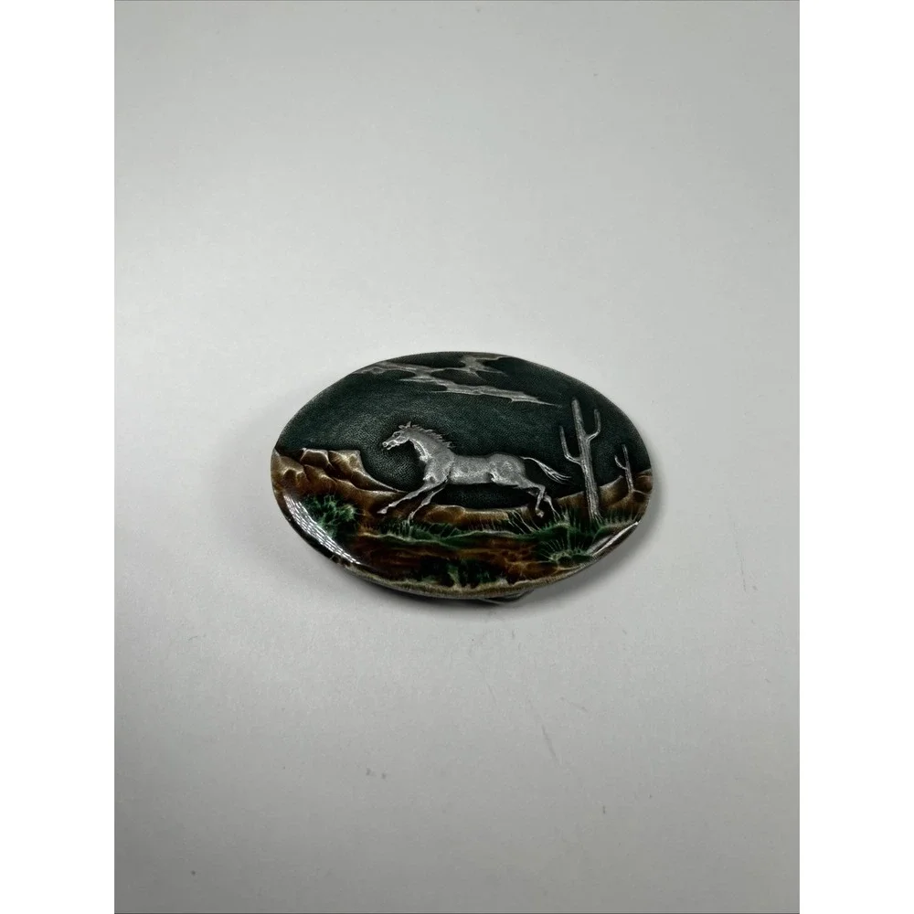 Indiana‎ Metal Craft F297 Horse Desert Landscape Enamel Belt Buckle Green